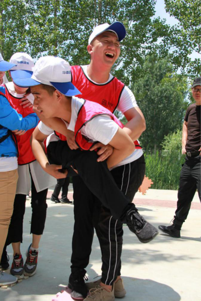 山東華麟建筑裝飾有限公司開展團(tuán)建活動(圖6)