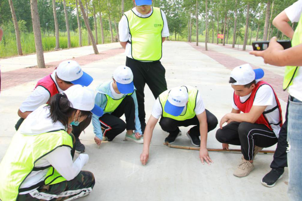 山東華麟建筑裝飾有限公司開展團(tuán)建活動(圖5)